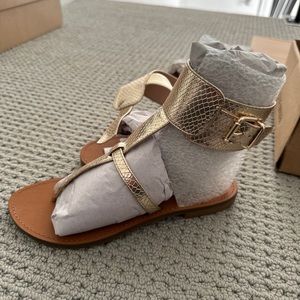 RICO GOLD SNAKE SANDALS 7.5